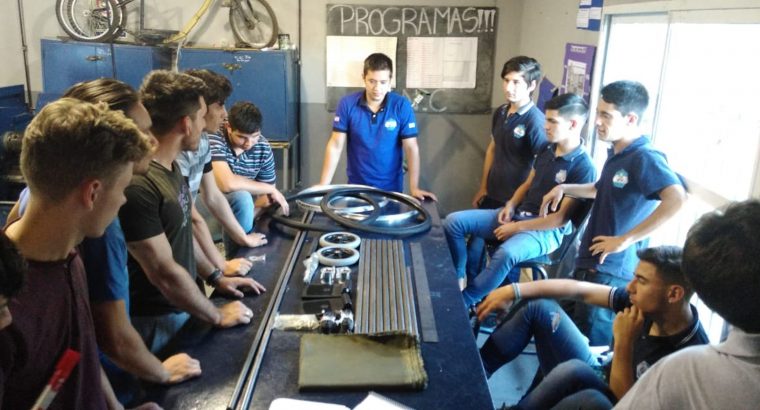 Estudiantes de escuelas técnicas se capacitarán en la fabricación de sillas de ruedas