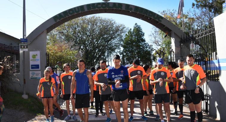 Exitosa maratón recreativa y caminata por el aniversario del Parque Escolar Enrique Berduc
