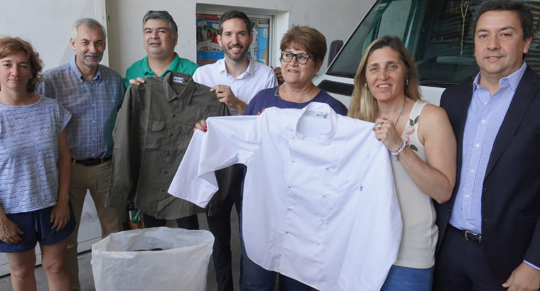 El CGE recibió indumentaria para escuelas técnicas y agrotécnicas de Entre Ríos
