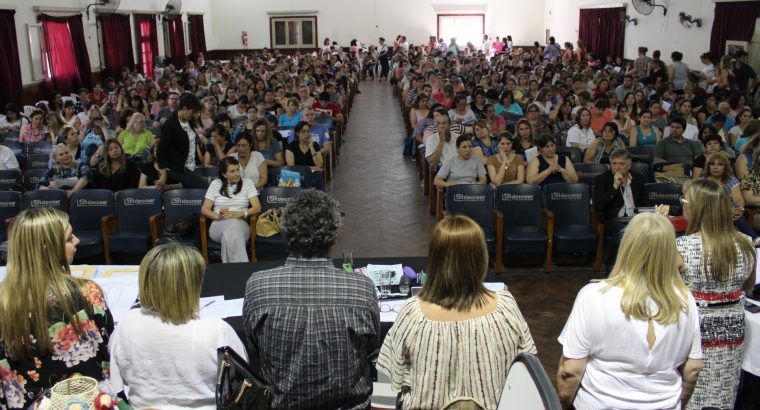 Comenzaron los concursos docentes en Paraná