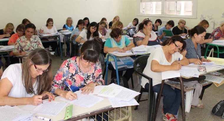 Más de 2000 docentes finalizaron la etapa de evaluación del concurso para secretarios escolares