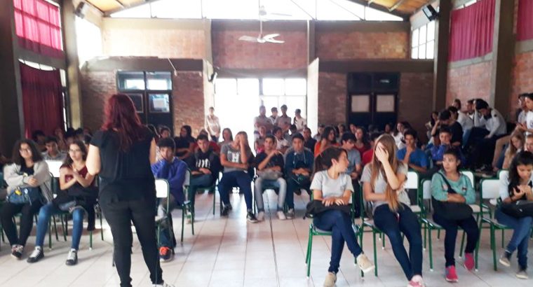 Se realizó un taller de sensibilización sobre cooperativismo en la Escuela Nº 30 José Hernández