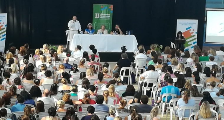 Más de 2.000 docentes en el cierre de las Jornadas Regionales de Educación en Gualeguaychú