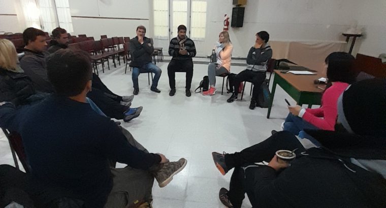 Departamento Tala | Profesores de EF realizaron reunión organizativa de los intercolegiales