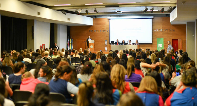 Más de 7000 docentes se capacitaron en toda la provincia