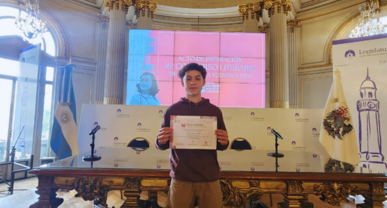 Estudiante entrerriano fue premiado en el concurso literario nacional de Ana Frank