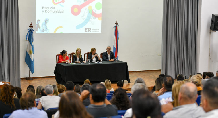 Se presentó el programa Escuela y Comunidad para transformar la secundaria