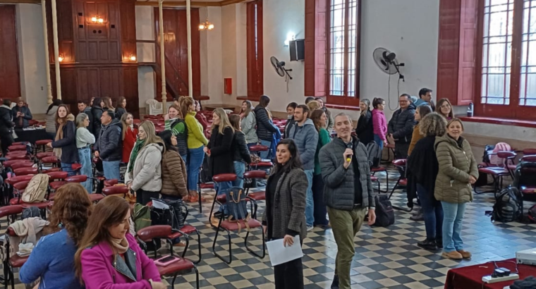 Cien escuelas secundarias de la provincia forman parte del plan Integral de Matemática