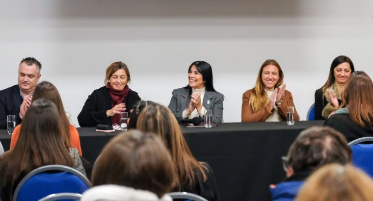 Se lanzó una capacitación docente sobre emprendedurismo para docentes de educación técnica