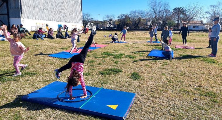 Con juegos, deporte y recreación, los Centros de Educación Física cerraron las actividades de invierno en toda la provincia