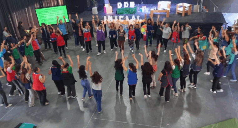 Más de un centenar de docentes de Paraná fortalecen la enseñanza artística en el nivel inicial