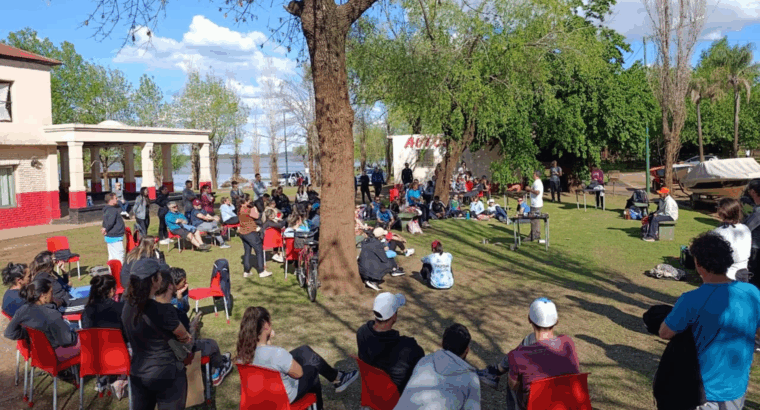 Docentes se capacitaron sobre campamento y la naturaleza como entorno educativo